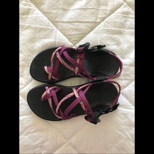 Women’s Chaco sandals size 6 - pink and purple